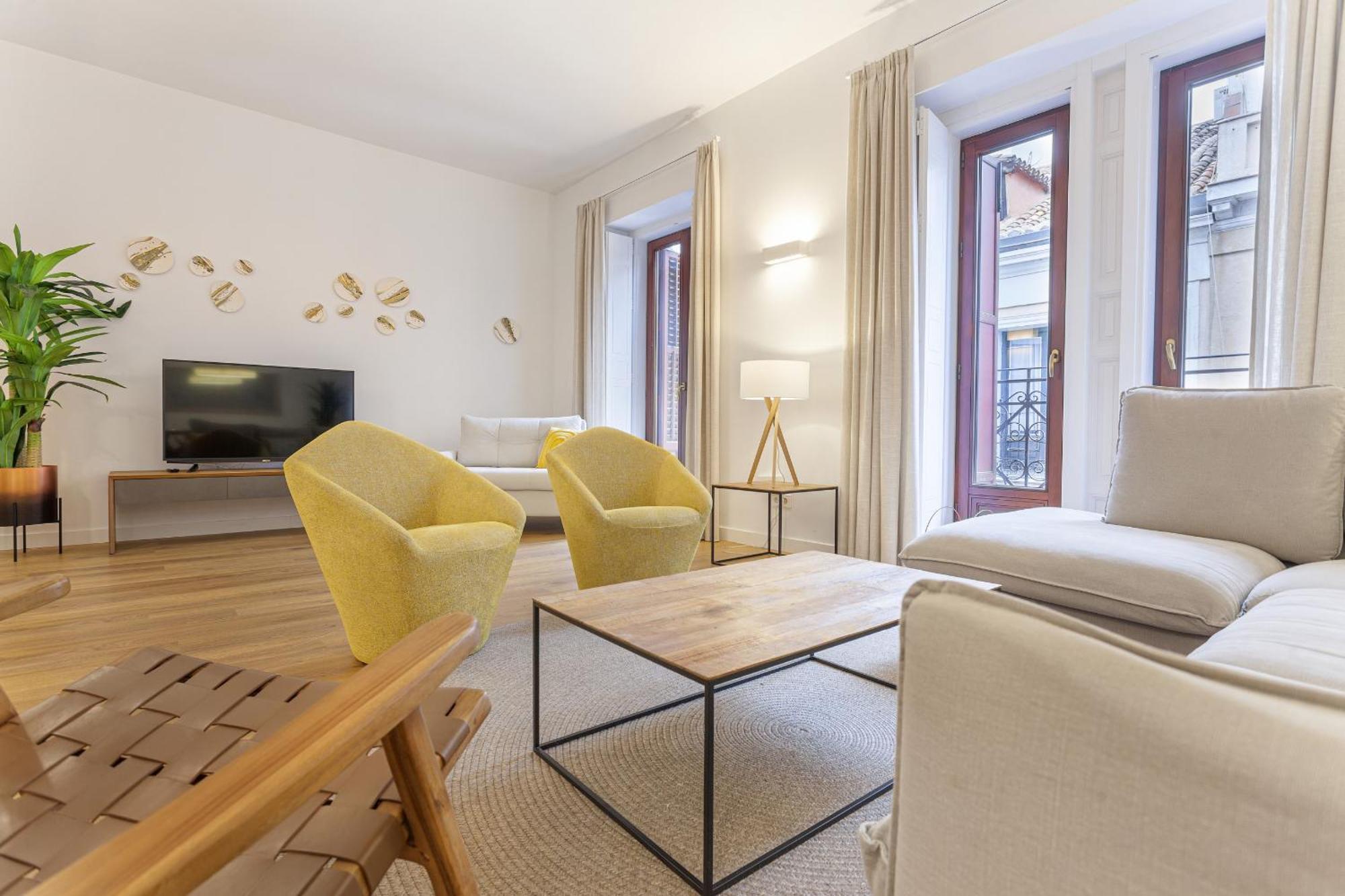 Cibeles Luxe In Madrid Apartment Exterior photo