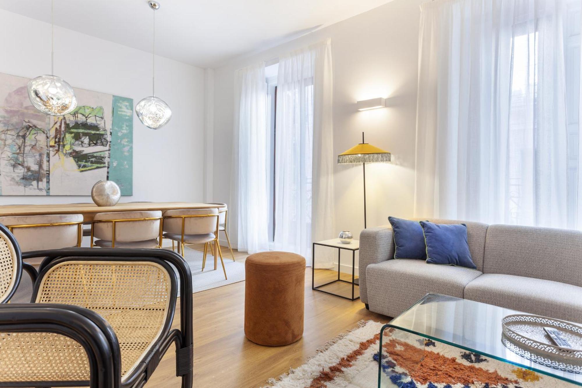 Cibeles Luxe In Madrid Apartment Exterior photo